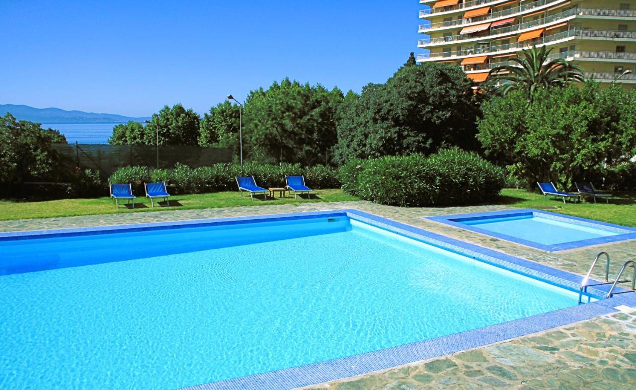 Sun Beach Ajaccio  Luaran gambar